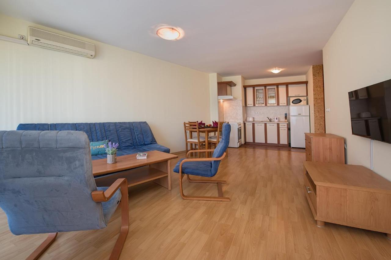 Privilege Beach Apartments Sveti Vlas Exterior photo